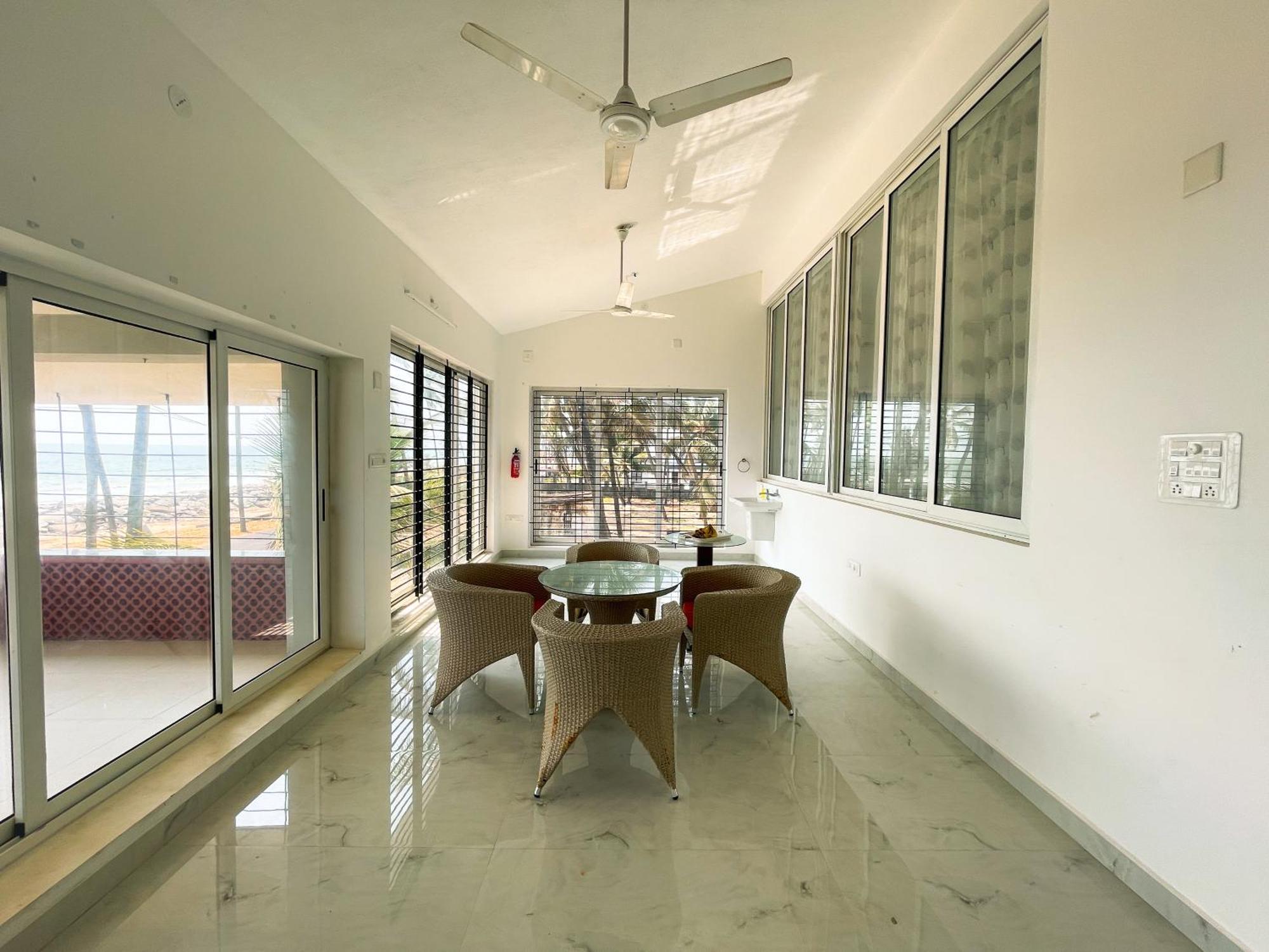 Gintara Beach Homestay By Evaddo Kalyānpur Εξωτερικό φωτογραφία